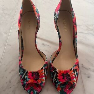 Nine West Women's Colorful Floral Heels